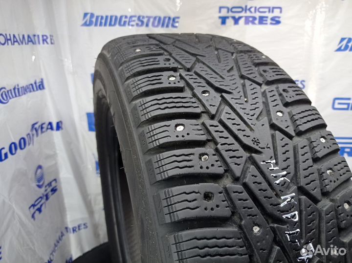 Nokian Tyres Hakkapeliitta 7 205/60 R16 92T