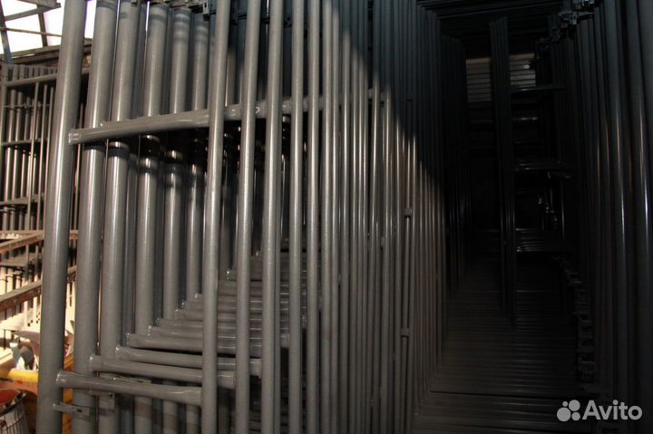 Рама с лестницей для рамных лесов (НДС)