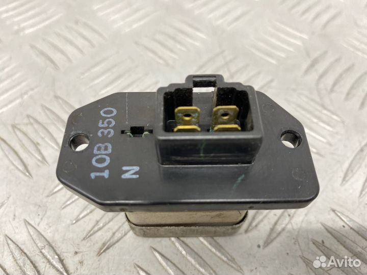 Б/У резистор отопителя (реостат, печки) Mazda