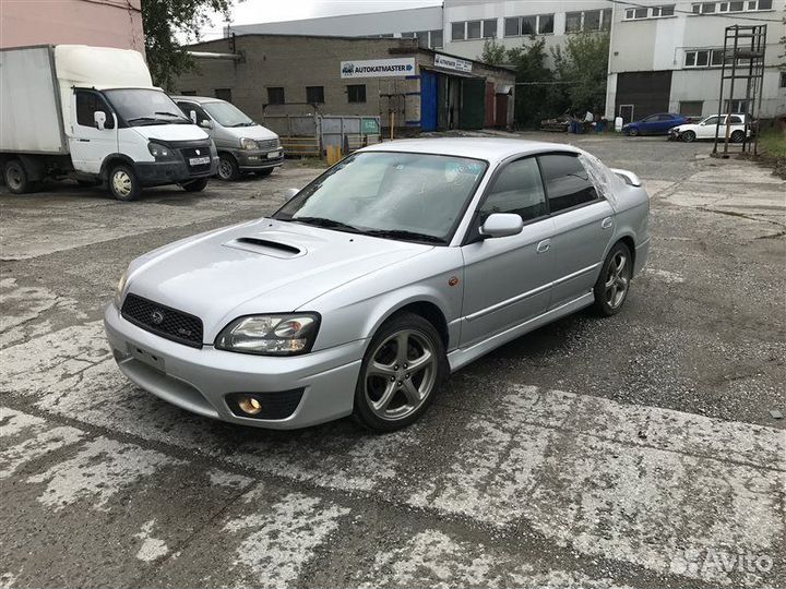 Накладка на центральную стойку внутренняя Subaru