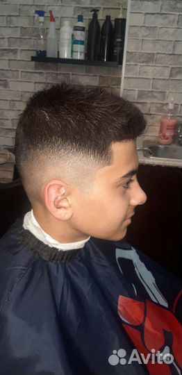 Парикмахер мужской Барбер Мужские стрижки
