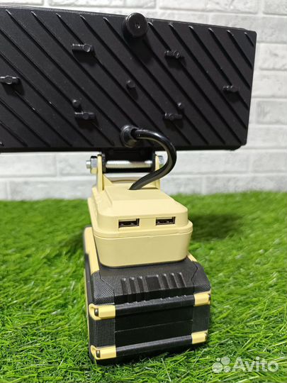 Фонарь feng bao на АКБ