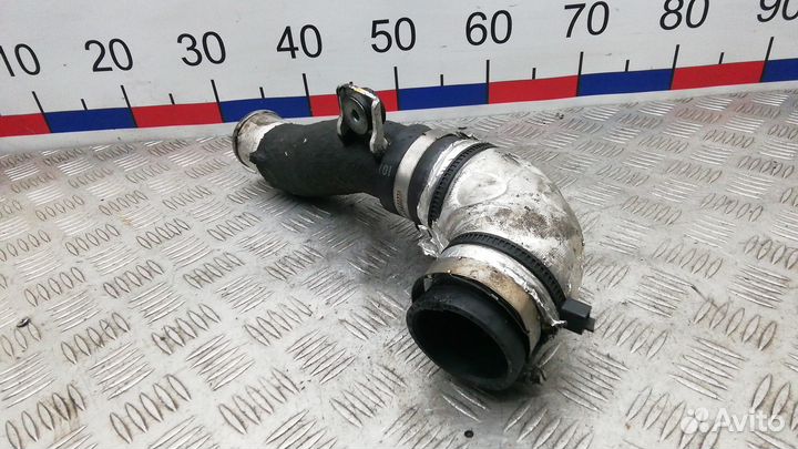 Патрубок интеркулера KIA sorento 2 2011