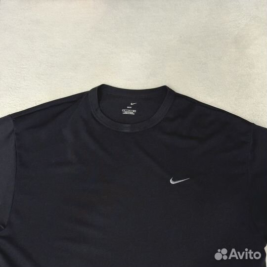 Футболка nike dri fit