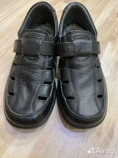 Туфли детские новые