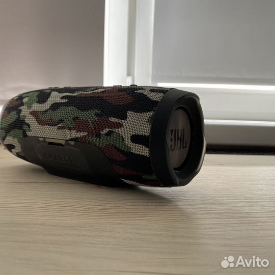 Колонка jbl charge 3