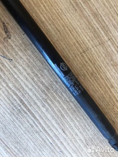 Амортизатор крышки багажника задний Ssangyong