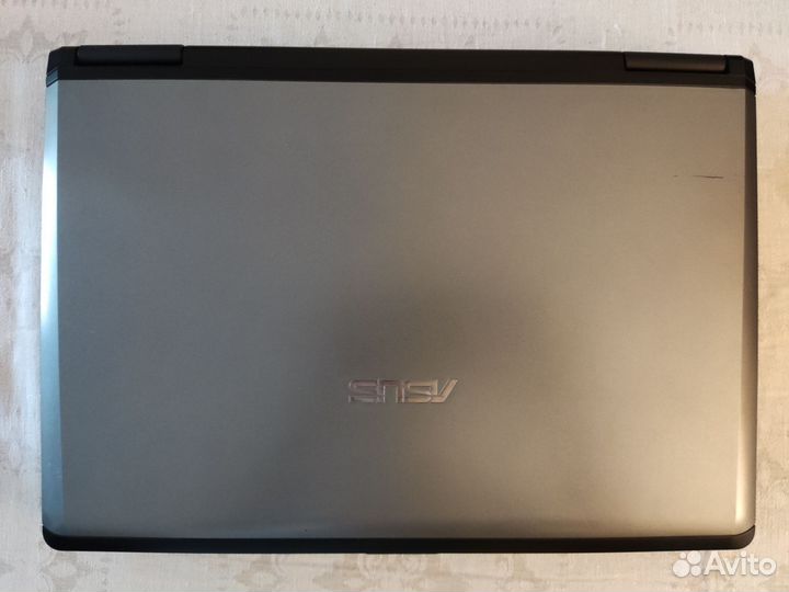 Ноутбук asus x55s