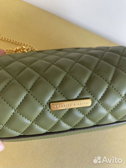 Сумка charles & keith