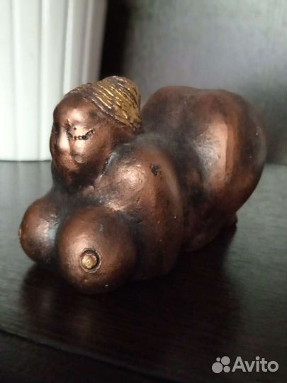 Фигурка гипсовая. Богиня-Берегиня