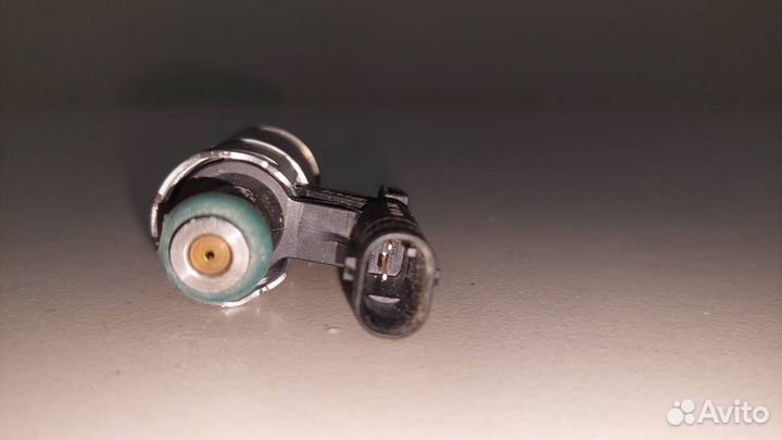 Форсунка инжекторная электрическая Volkswagen Polo