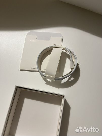 Коробка от наушников+провод