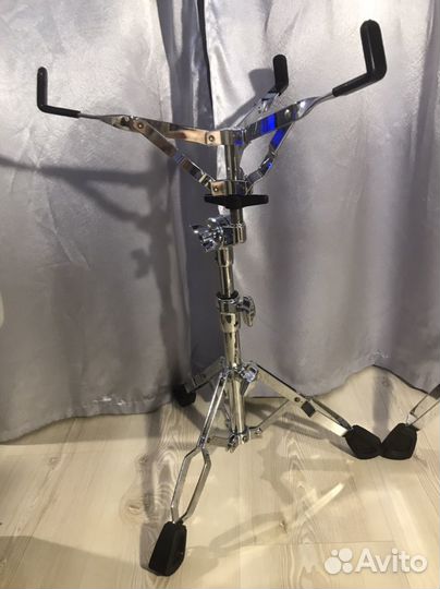 Стойки Pearl 790