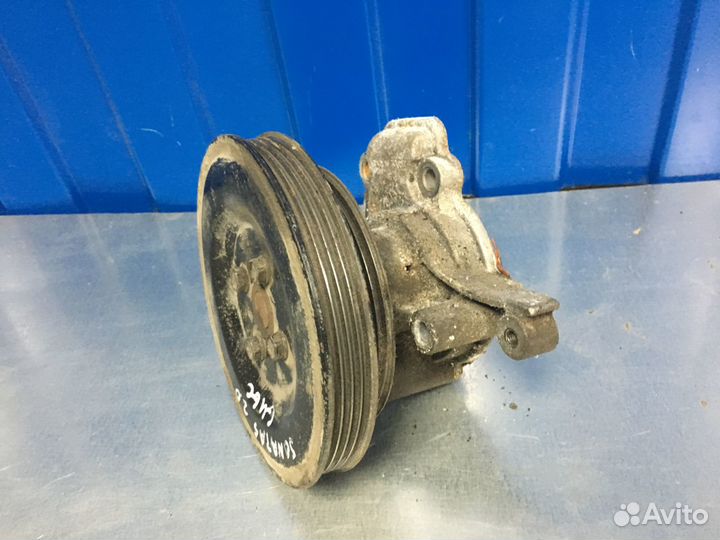 Помпа водяной насос Хендай Соната 5 G4GC 2.0