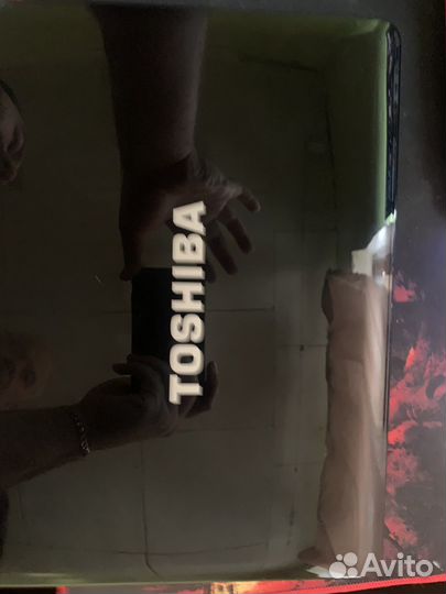 Ноутбук toshiba