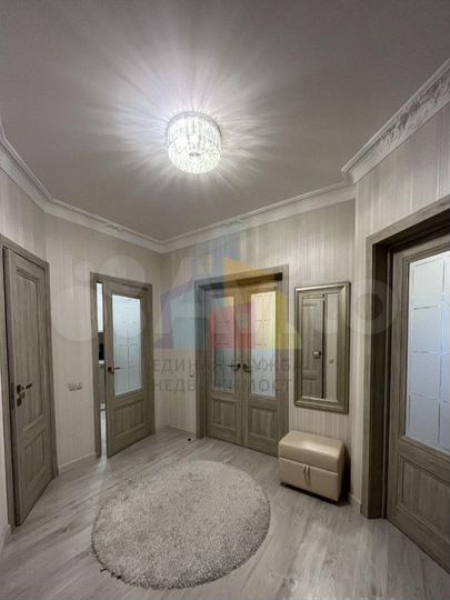 2-к. квартира, 67 м², 8/19 эт.