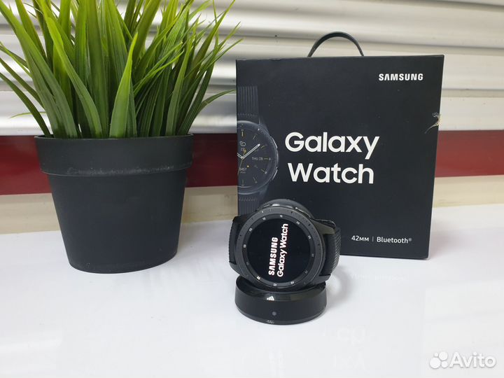 Смарт часы Samsung Galaxy Watch 42mm