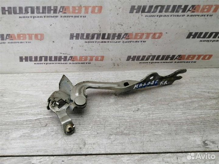 Петля капота правая Mazda 6 Gg 1.8 2006