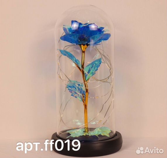 Вечная роза в колбе