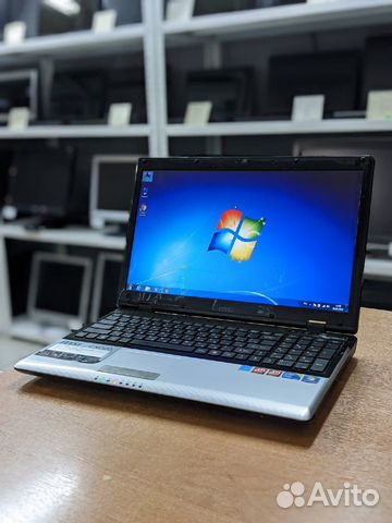 Ноутбук MSI на i3