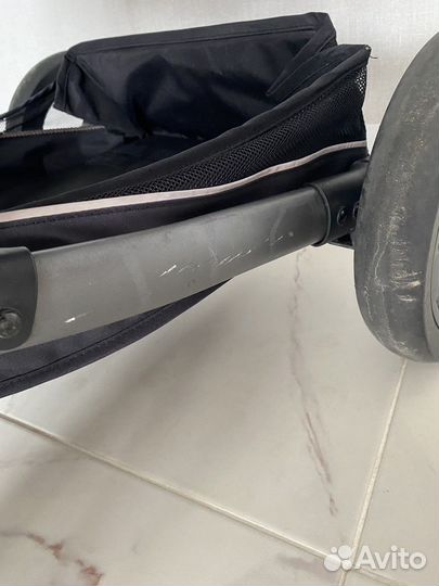 Коляска прогулочная