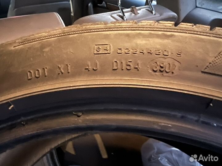 Pirelli P Zero Rosso 245/45R18 колеса шины