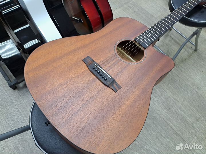 Гитара акустическая дредноут красное дерево