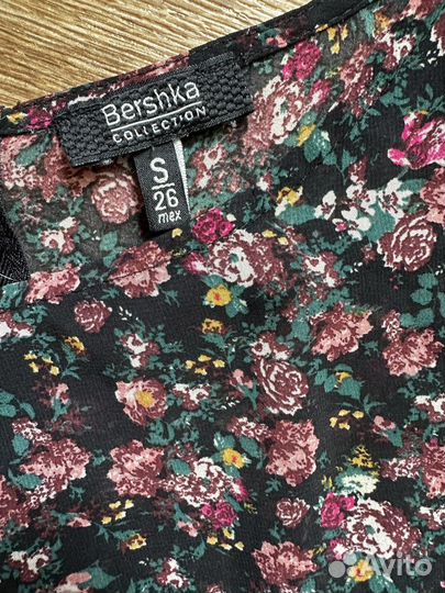 Платье Bershka, размер S