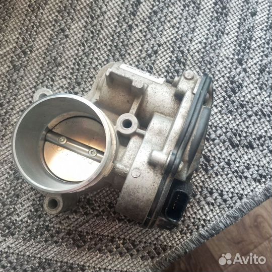 Дроссельная заслонка