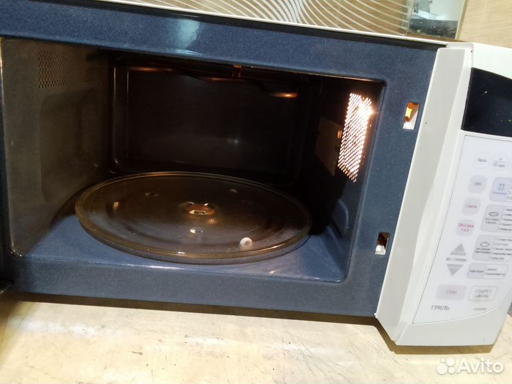 Микроволновая печь Самсунг рабочая