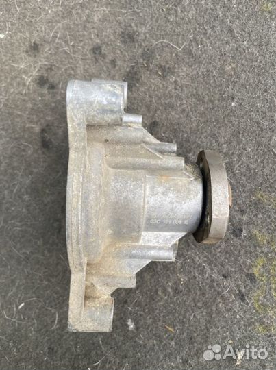 Помпа, шкив Volkswagen Golf