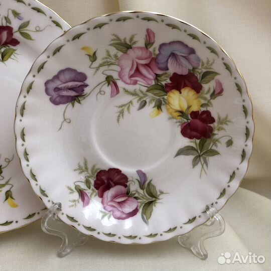 Чайное трио Апрель (цветок месяца) Royal Albert