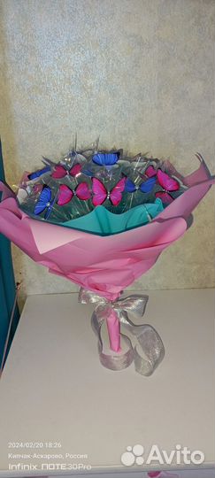 Светящиеся букеты из бабочек