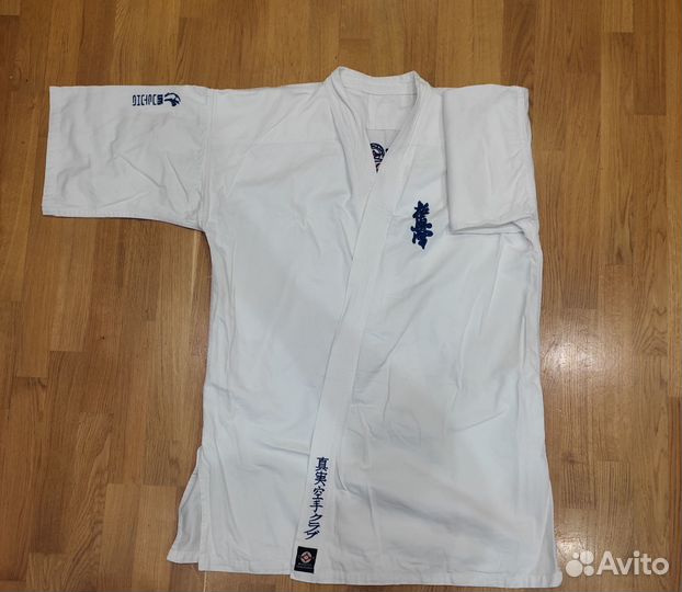 Кимоно для каратэ киокушинкай
