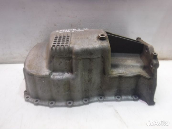 Поддон масляный двигателя Renault Laguna