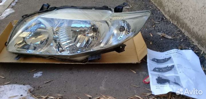 Фара toyota corolla III 2010 г.в