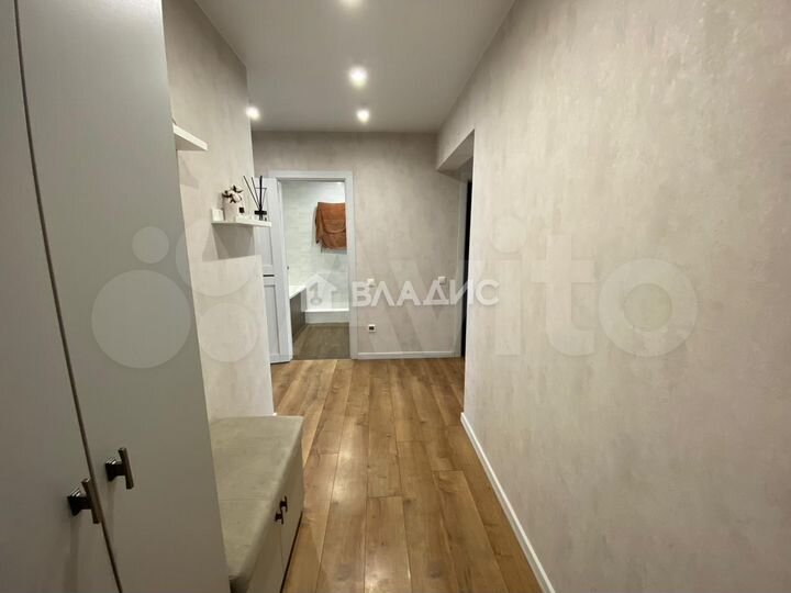 2-к. квартира, 60 м², 17/17 эт.