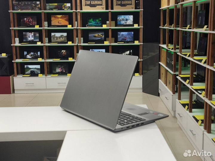 Хороший ноутбук Lenovo