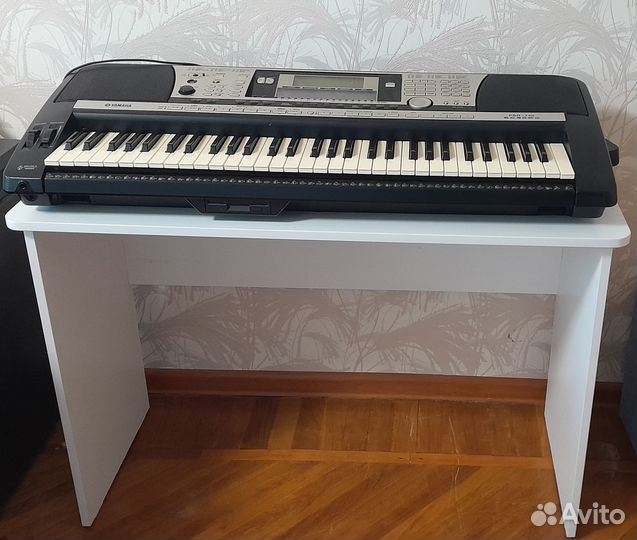 Стол для синтезатора