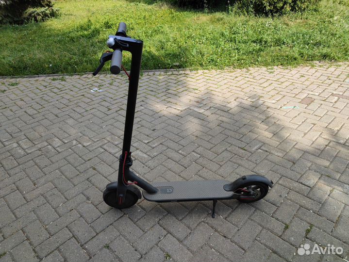 Электросамокат Xiaomi Mijia Electric Scooter M365