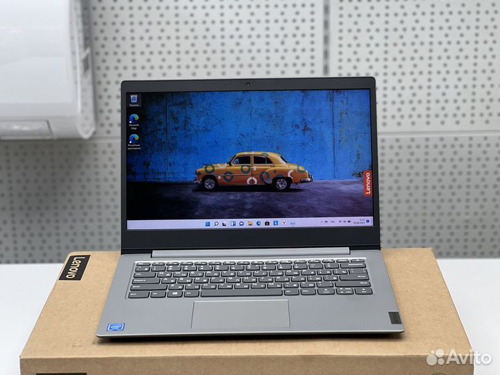 Новый ноутбук с SSD и FHD для работы