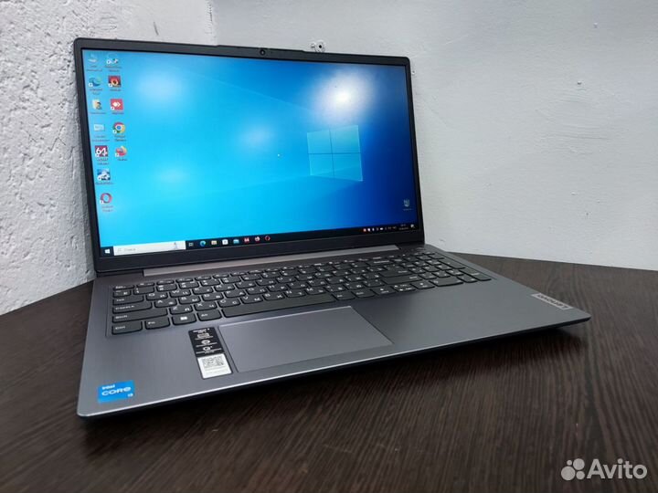 Lenovo 15.6 Core I3 4.1Ггц/озу 20/Full HD IPS/SSD