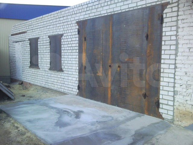 Гараж, > 30 м²