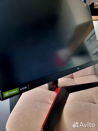 Игровой монитор LG UltraGear 27GL650F