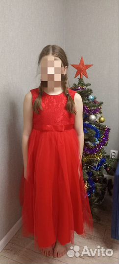 Платье праздничное 140