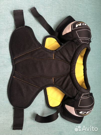 Нагрудник хоккейный ccm