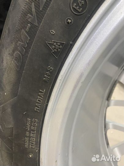 Bridgestone Blizzak DM-V2 255/55 R19