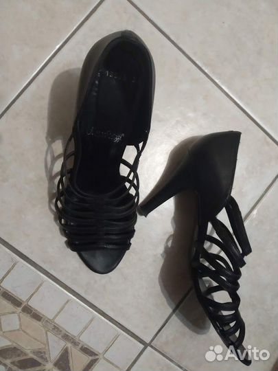 Сапоги. туфли