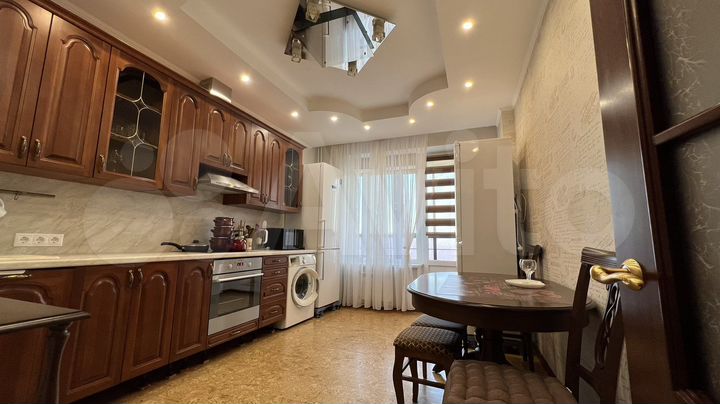 1-к. квартира, 53 м², 11/12 эт.