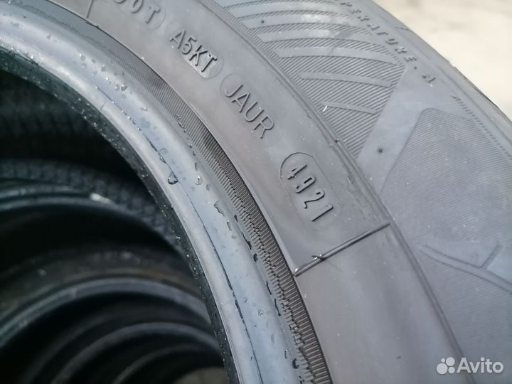 Goodyear EfficientGrip Performance 2 215/60 R17